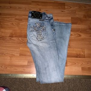 Buckle Jeans